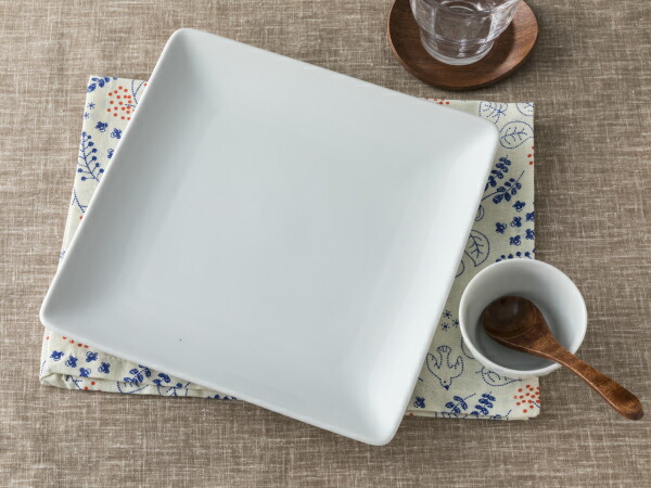 楽天市場】角皿 24.8cm 正方形 日本製 陶器 食器 洋食器 白い食器