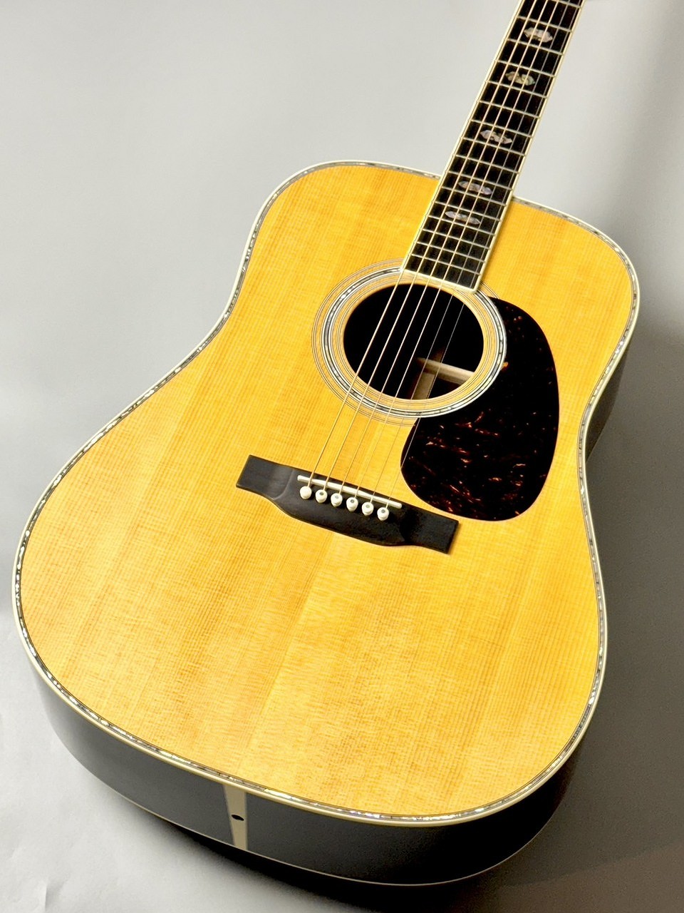 マーティン STANDARD SERIES D-41 (アコースティックギター) 価格比較