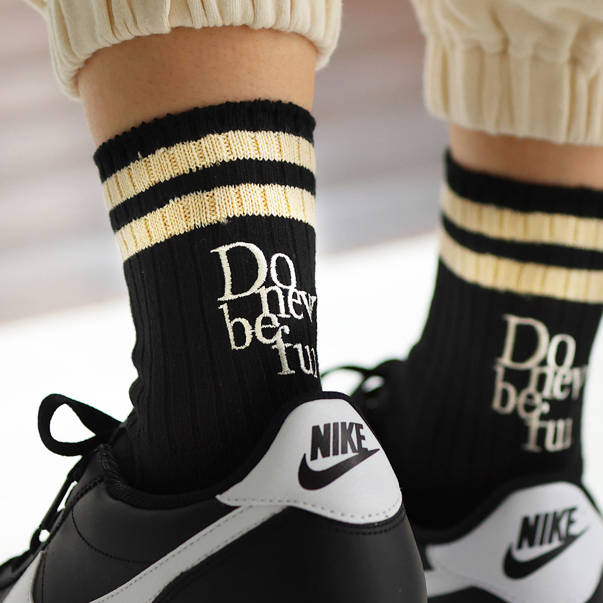 楽天市場】【全品送料無料〜2/25 23:59迄】【公式 靴下屋】 ライン