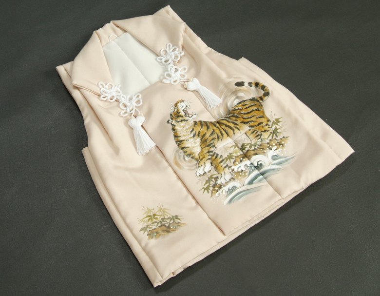 楽天市場】七五三 3歳 着物 男の子 絹100％ 正絹 被布単品 ベージュ 虎