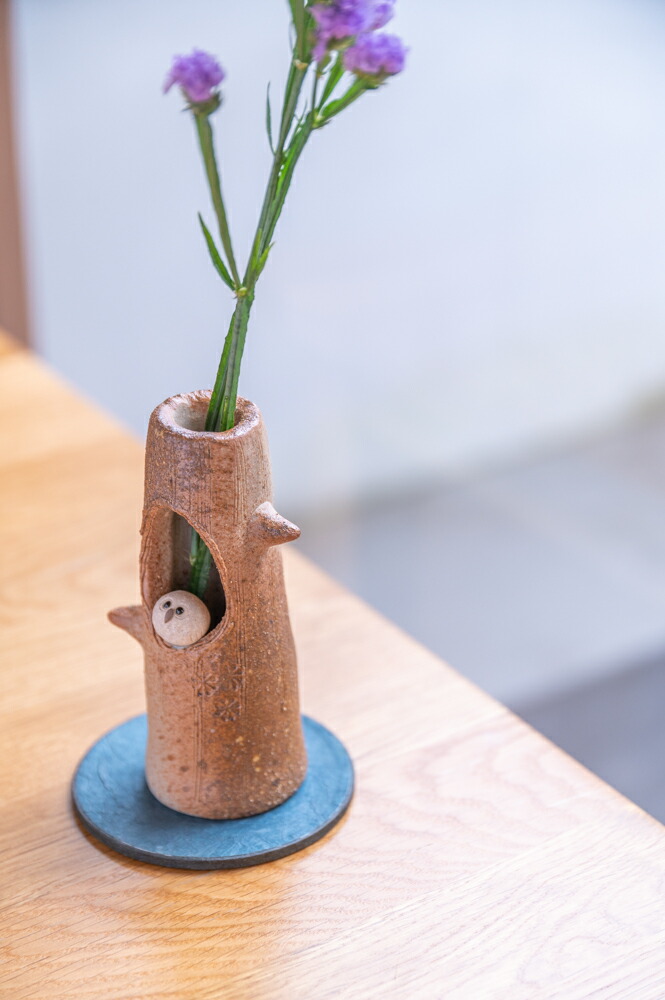 楽天市場】信楽焼 一輪挿し 花瓶 花器 フラワーベース おしゃれ 陶器