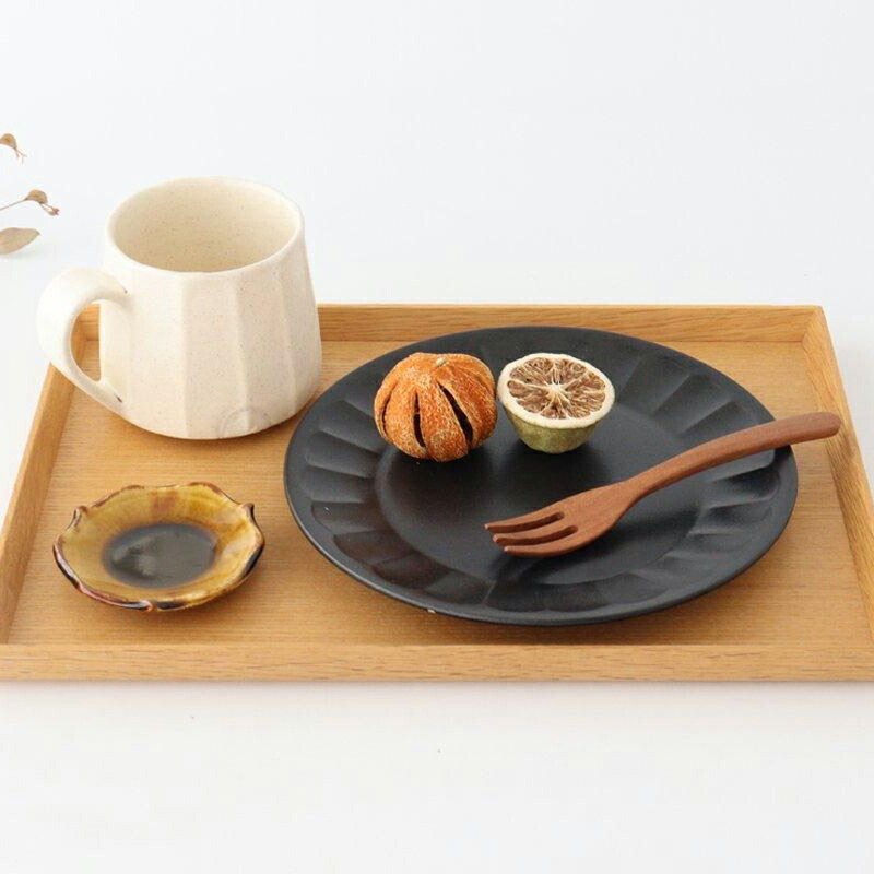 楽天市場】【20％OFFクーポン】削ぎ目取皿 削ぎ目大皿 黒マット 陶器