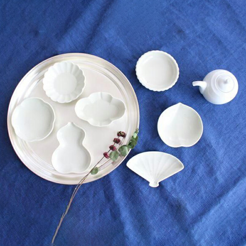 楽天市場】小皿 豆皿 土灰 木瓜 梅 ひょうたん 磁器 東屋｜手仕事 和