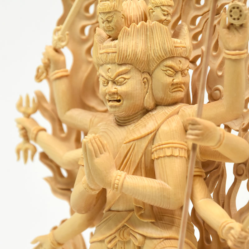 楽天市場】木彫り仏像 【大元帥明王】 桧木 立5.0寸 総高26.5cm : 海宇