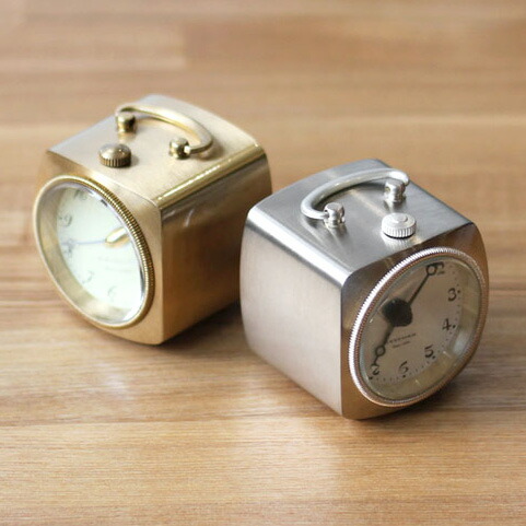 楽天市場】真鍮削り出しドームガラステーブルクロック 置き時計重厚感