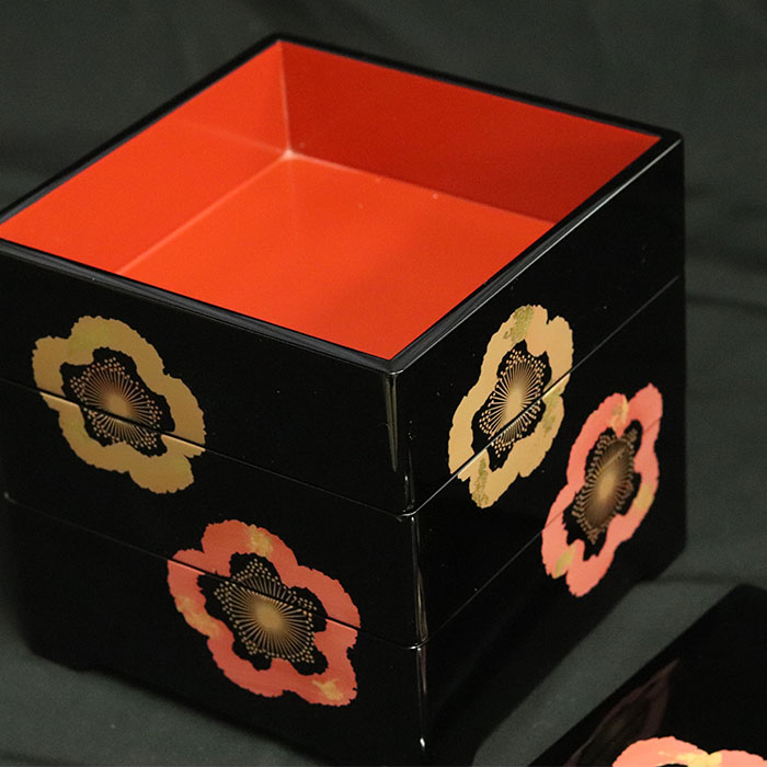 楽天市場】重箱 3段 日本製 国産 会津漆器 6.0 三段重共足 金彩梅 黒