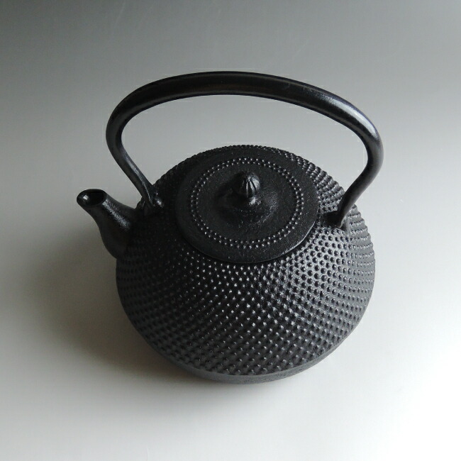 楽天市場】南部鉄器 南部鉄瓶 平成丸アラレ 1.0L [期間限定SALE][再