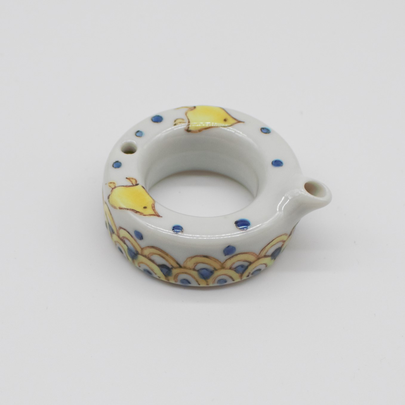 楽天市場】書道 水滴 【九谷×菊屋】 高級水滴 波千鳥 紋様(丸) 焼九谷