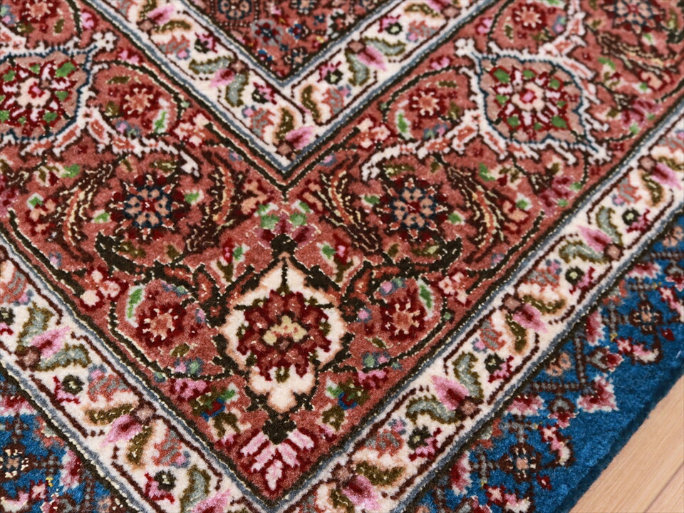 楽天市場】ペルシャ絨毯 タブリーズ産手織りラグ 154×100cm トルコ