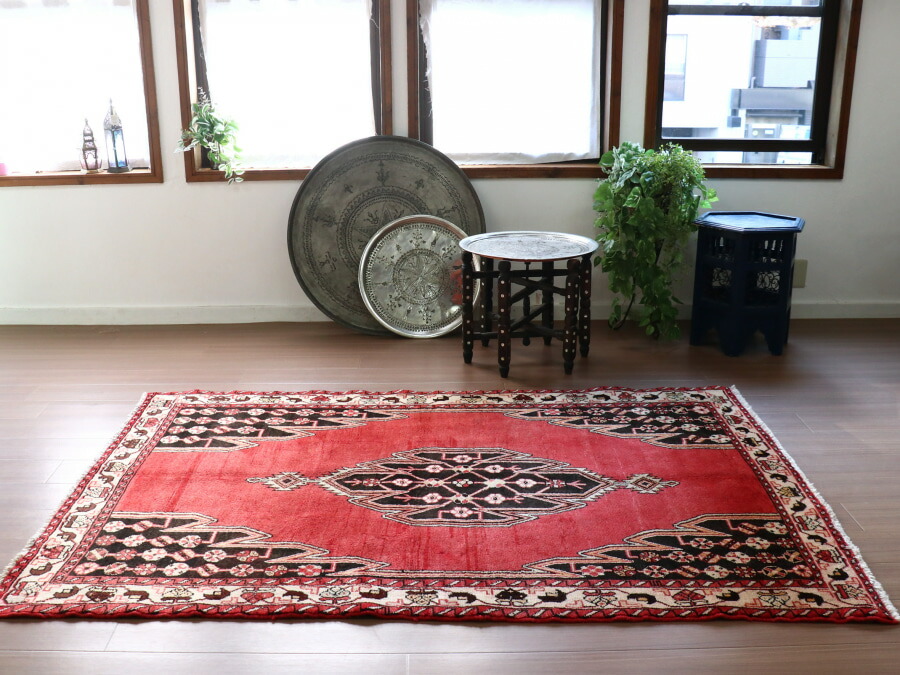 楽天市場】【15%OFFクーポン対象】トライバルラグ 部族絨毯