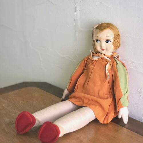 楽天市場】カーリーヘアーの足太人形 : Antique 來乎舎モダン