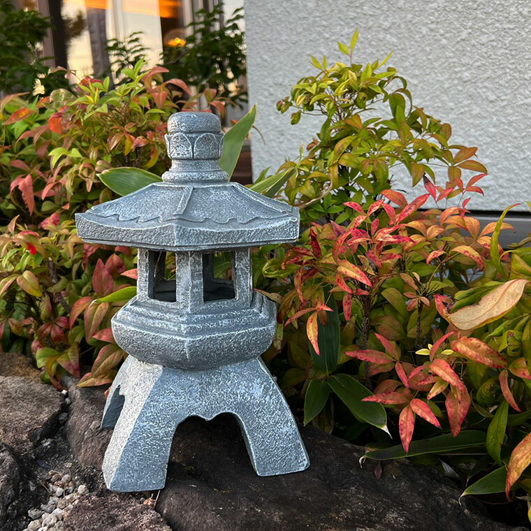 楽天市場】灯篭 石灯篭 光る ソーラー 灯篭 とうろう 和風 灯籠 御影石