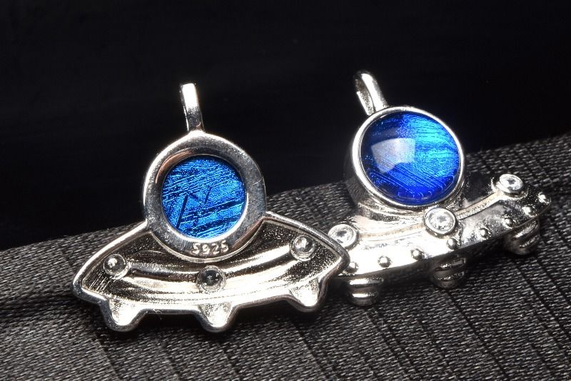 楽天市場】Silver925 ギベオン(メテオライト隕石) 8mm ブルー UFO