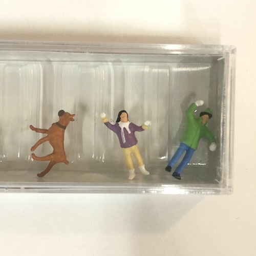 楽天市場】ミニチュア 家族で雪遊び1/87 (10310) Preiser フィギュア