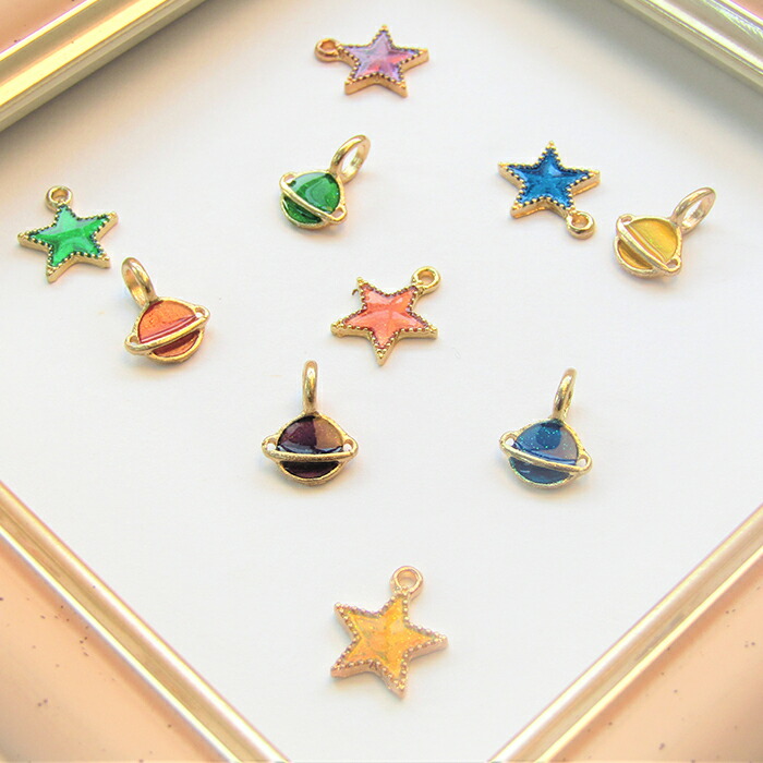 楽天市場】可愛い小粒チャーム 宇宙 星 土星 ネックレス ピアス