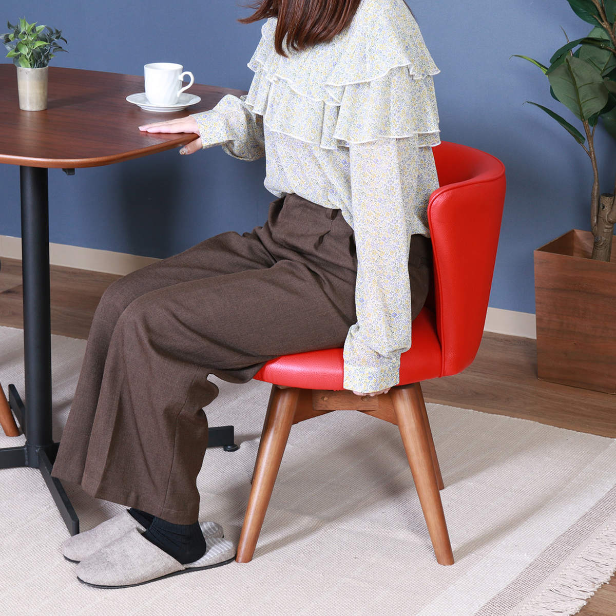 楽天市場】ダイニングチェア 座面高40cm 回転 クラム PVC レザー調