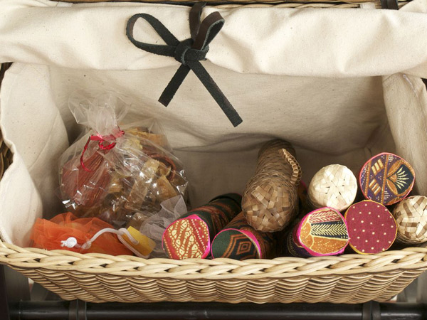 楽天市場】籐 バスケットラック 3段 木製フレーム ラタン家具 幅40cm