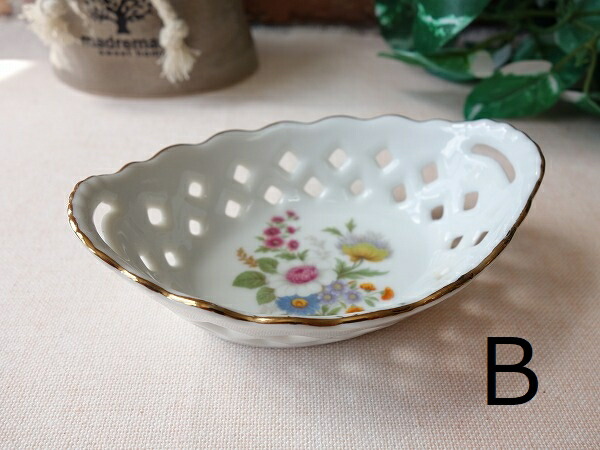 楽天市場】小物入れ 小皿 白 高級 かご 12cm 透かし彫り ミニ