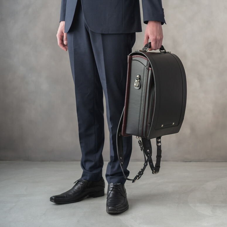 楽天市場】(SOLD OUT) ユーアンドアイ 大人ランドセル 牛革製『 背中の