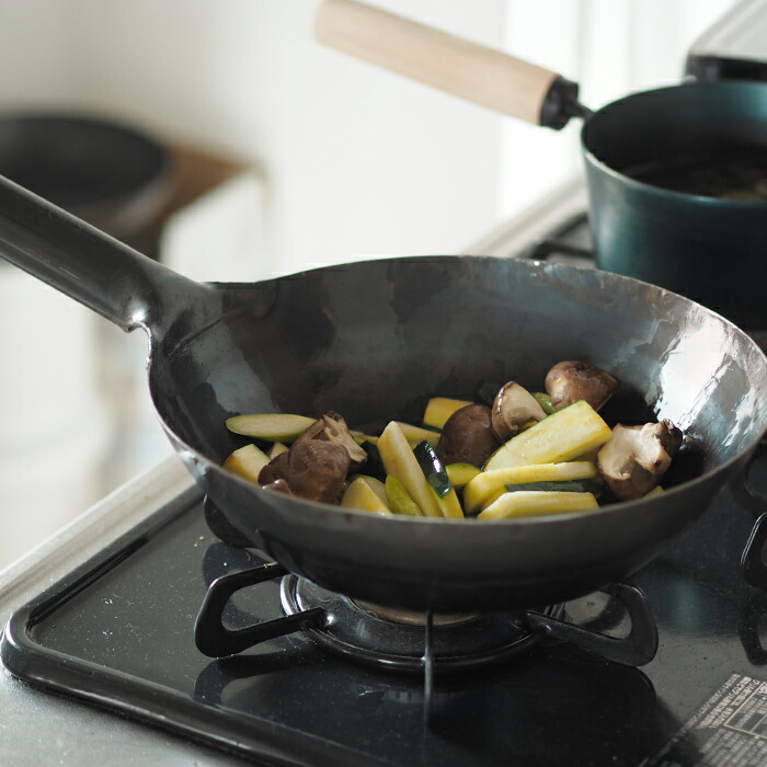 楽天市場】【公式】山田工業所 鉄打出片手中華鍋 （1.2mm） 27cm 空