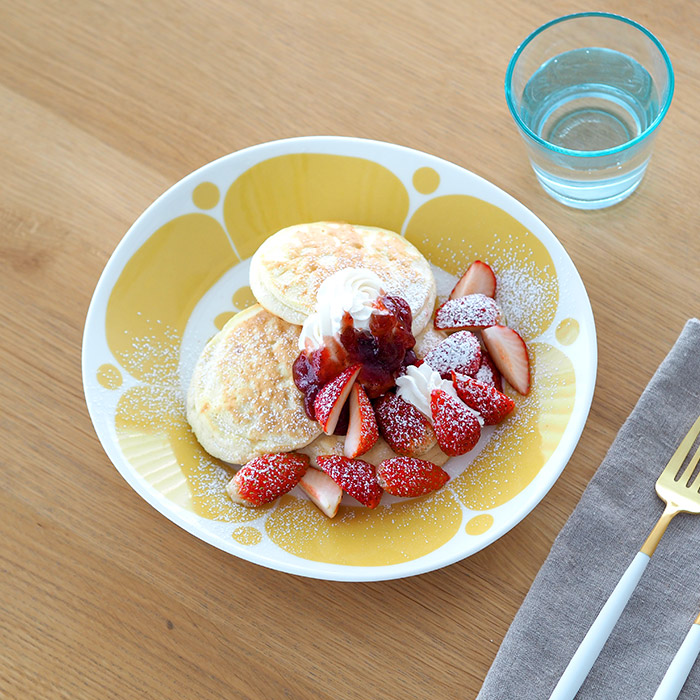 楽天市場】アラビア スンヌンタイ オーバルプレート 22×25cm / ARABIA