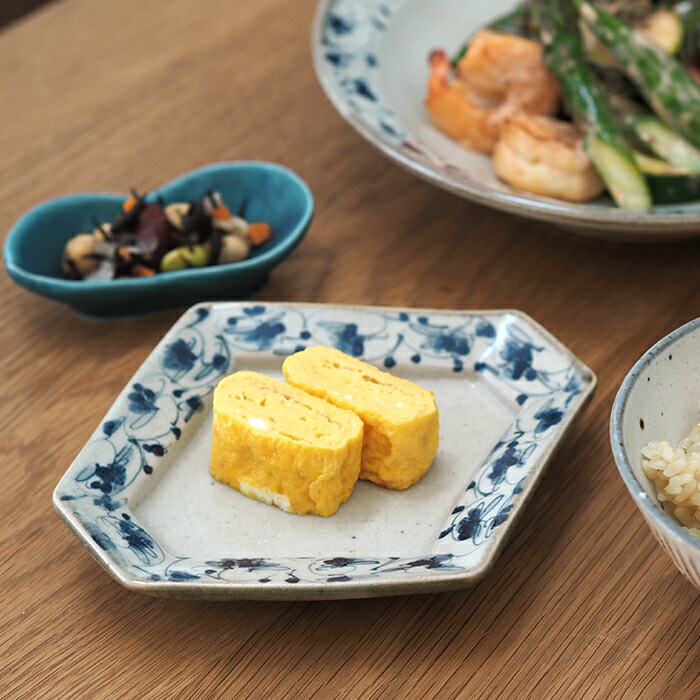 楽天市場】石井桃子 花唐草 ひし形皿 / 和食器 陶器 砥部焼 作家もの