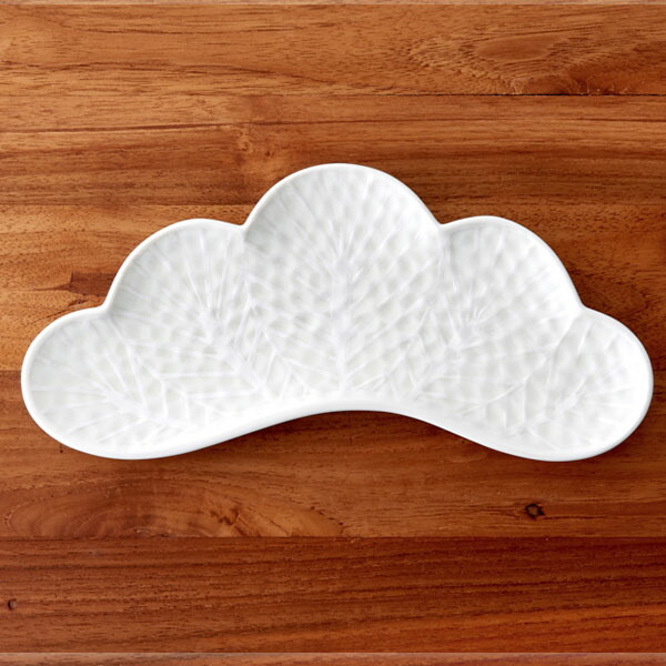 楽天市場】【25日限定クーポン対象】幸楽窯 錦 銀 松葉形 前菜皿