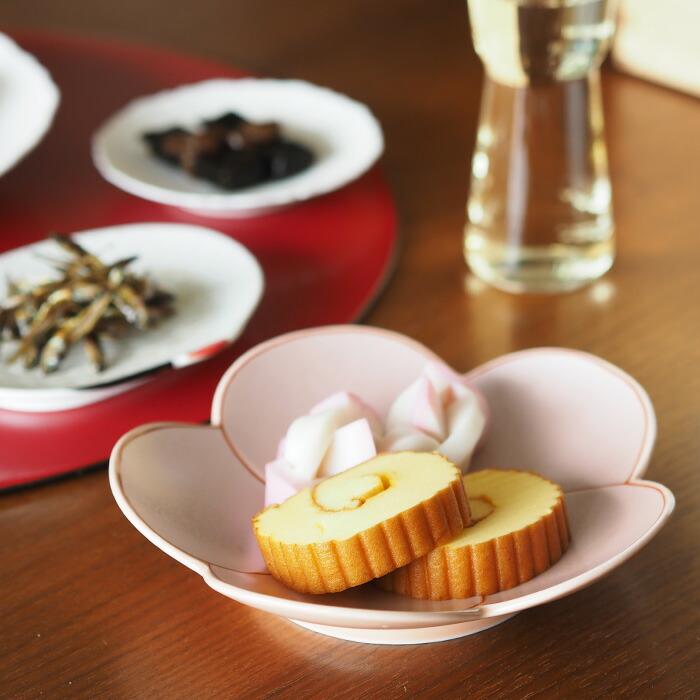 楽天市場】幸楽窯 錦 曙釉 銀彩 捻り梅形 銘々皿 / 有田焼 和食器 正月