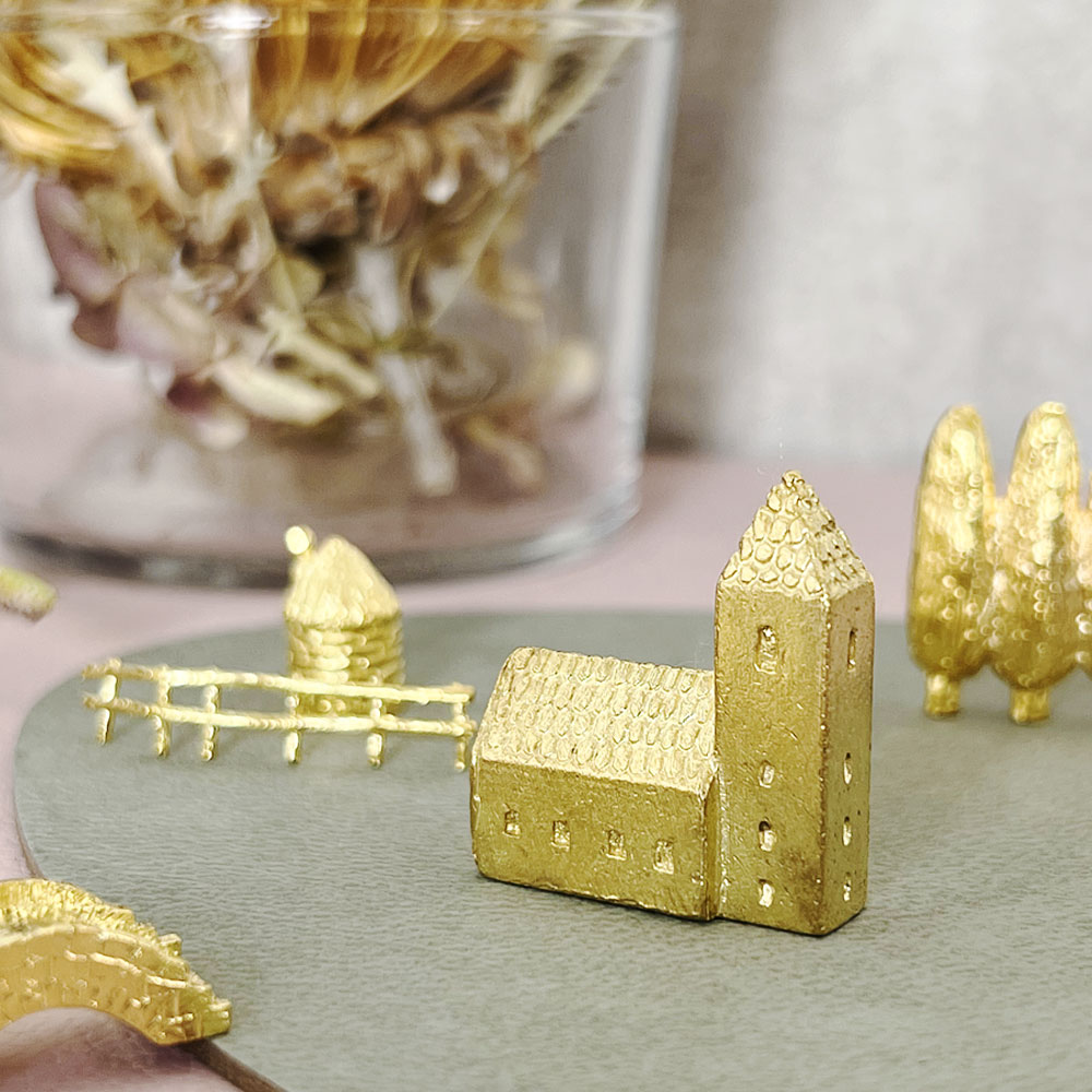 楽天市場】穀雨 どこか遠くにある街 塔のある家 ( こくう オブジェ