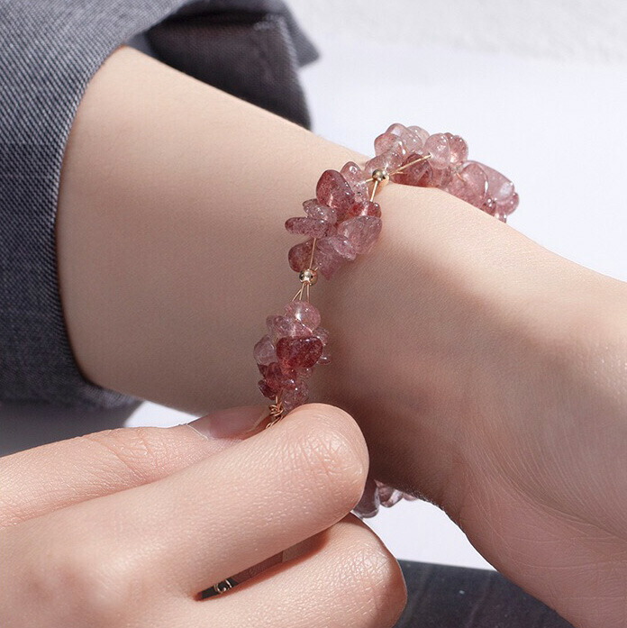 楽天市場】天然石ブレスレット ストロベリークォーツ さざれ石