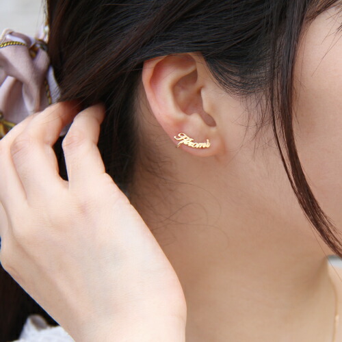 楽天市場】K18 18金 18k イニシャルピアス ネームピアス イヤーカフス