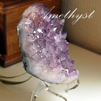 楽天市場】【アクリル台座付き】アメジスト ハート型クラスター 原石