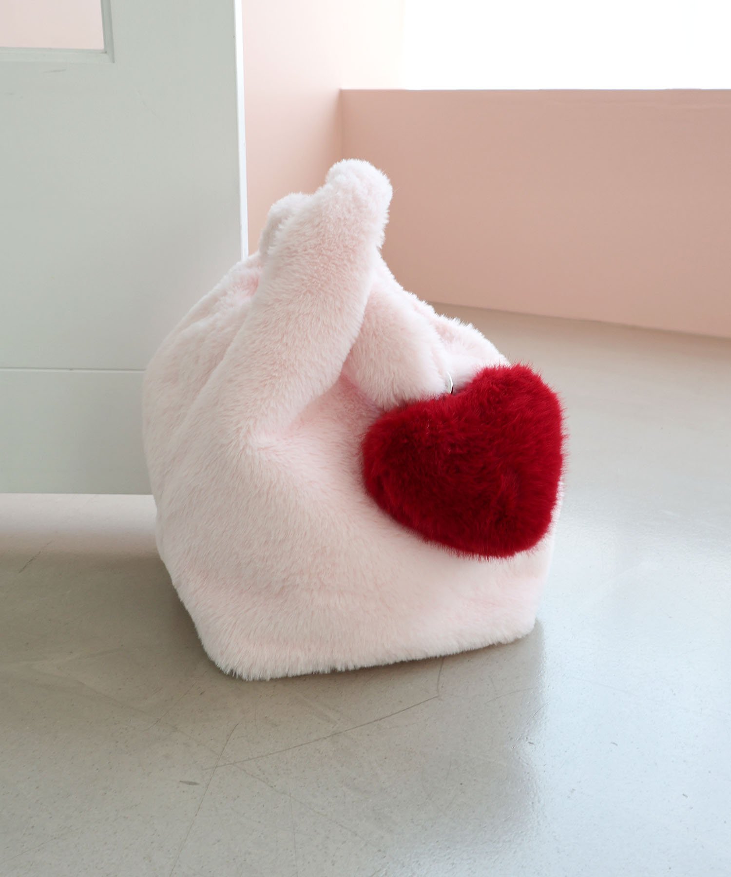 Trysil｜【プレゼント/デイリー/スマホ】フェイクファーハートポーチ