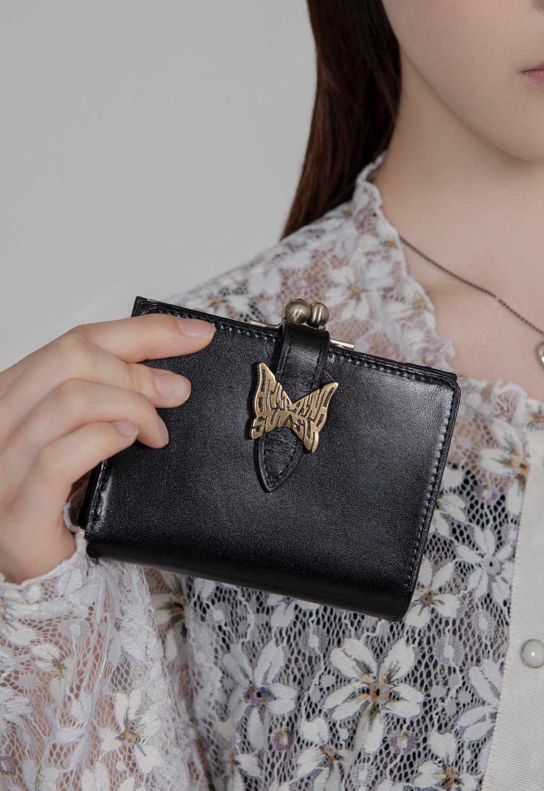 ANNA SUI｜【再入荷】ANNASUI/アナスイ バタフライロゴ 口金二つ折り