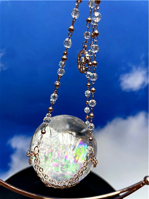 楽天市場】水晶 丸玉 レインボー 【送料無料】 最強の浄化力を持つ