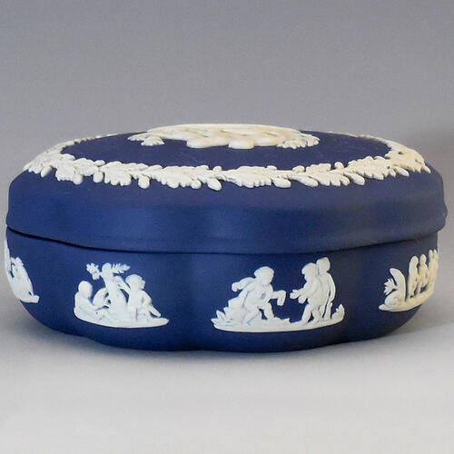 楽天市場】ウェッジウッド Wedgwood ジャスパー ブルー 蓋付き 小物