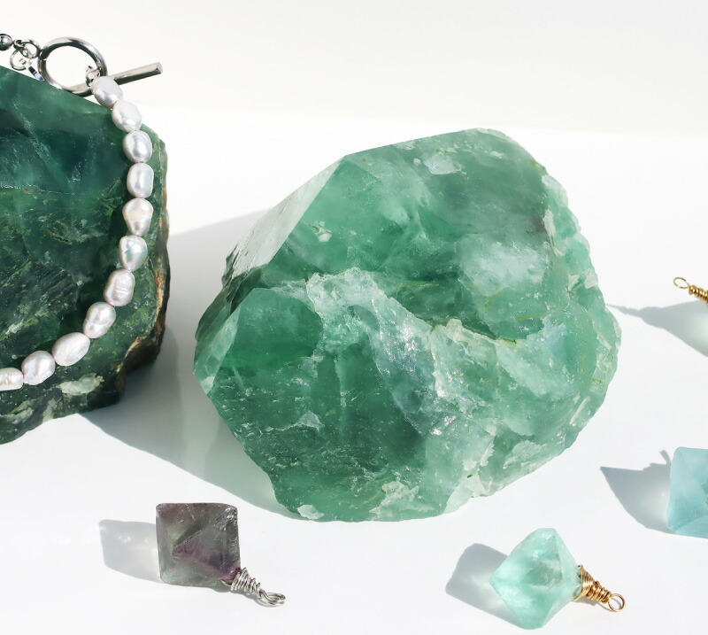 楽天市場】フローライト 原石 インテリア ポイント ストーン 置物