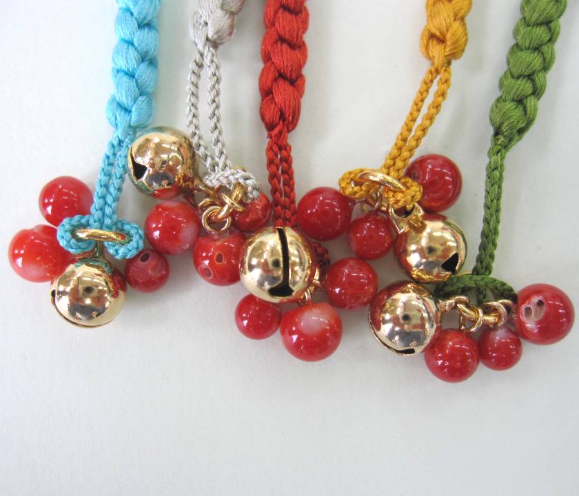 楽天市場】日本・高知産赤珊瑚 丸玉のお守り根付け （約5〜6.6ミリ・3