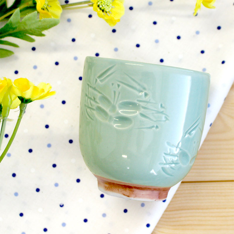 楽天市場】【アウトレット】青磁カニ彫 湯呑 Φ7.5×H7.8cm / 和食器 ゆ