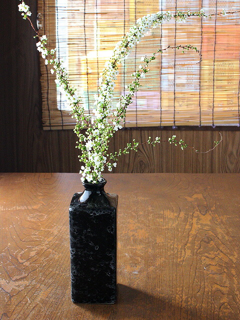 楽天市場】【アウトレット】片口四角柱一輪挿し（4色選択) / 花瓶