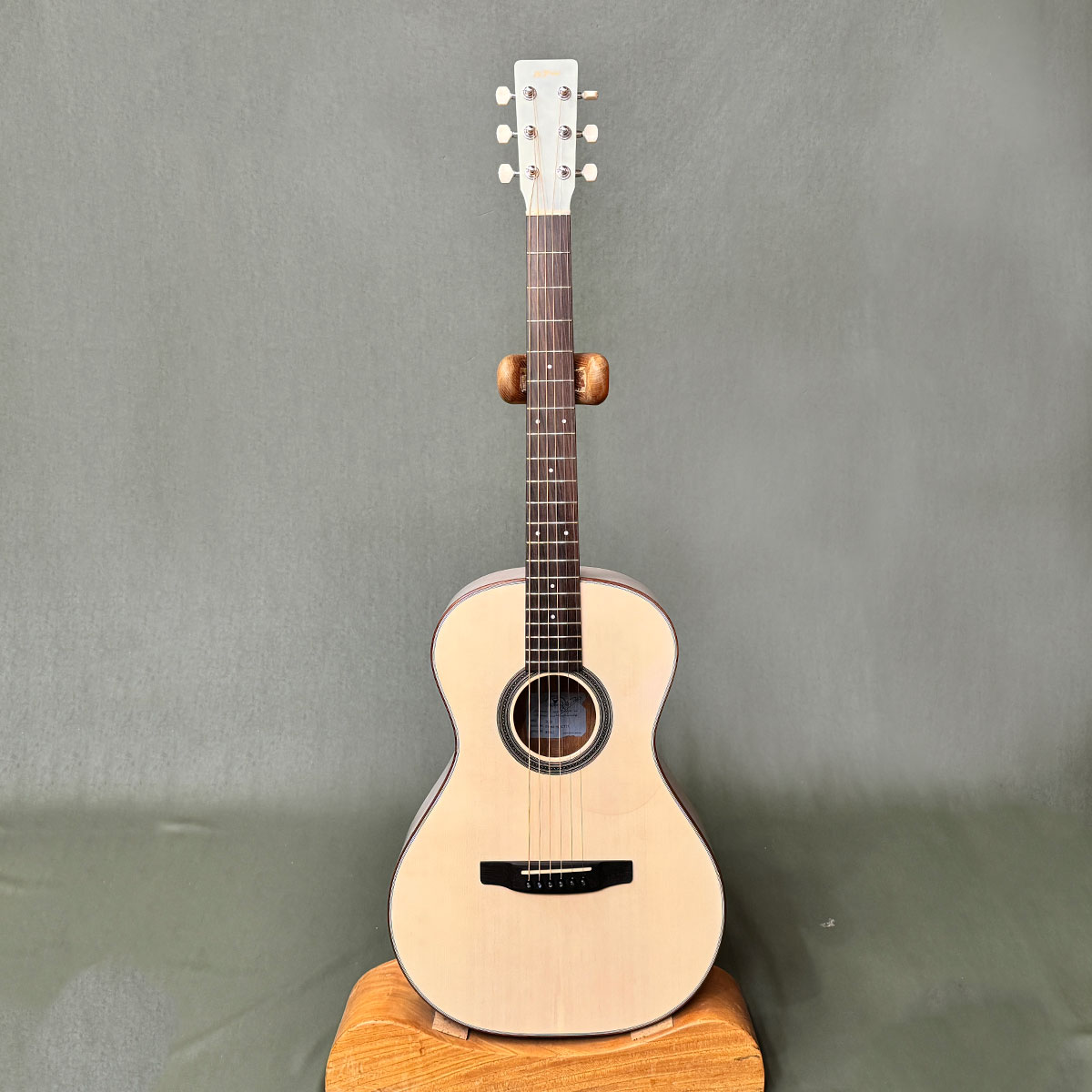 楽天市場】【新品】K.ヤイリ FK-65 K. Yairi FK-65 SG Custom BW