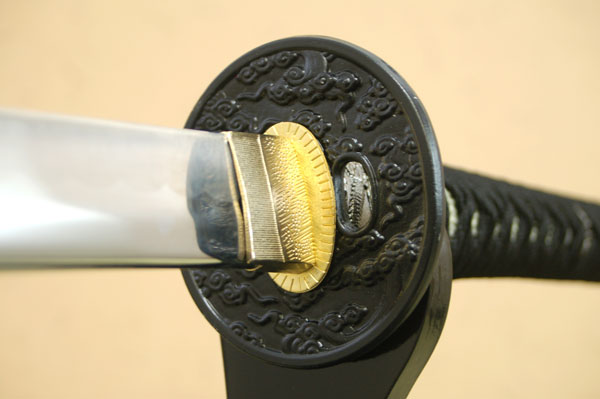 楽天市場】模造刀 赤石目（大刀） コスプレのグッズとしても人気です