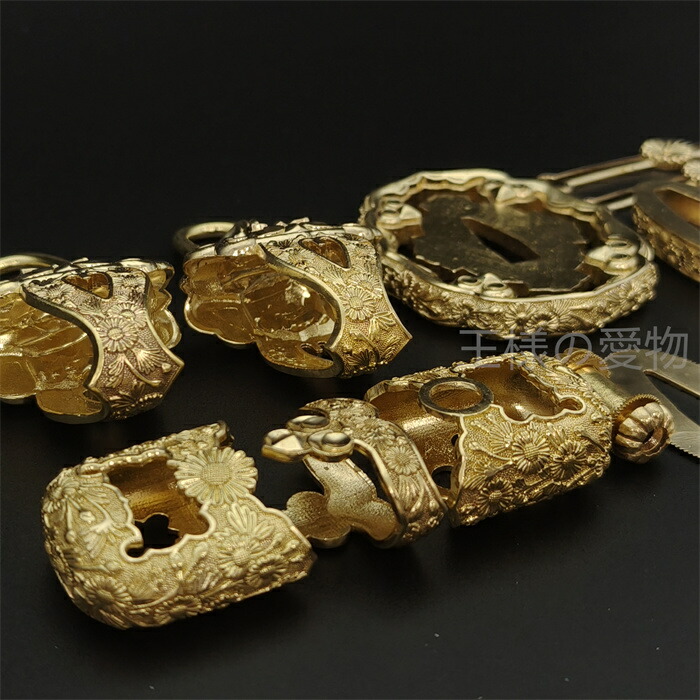 楽天市場】元帥刀 御の刀 金具 菊紋 刀鍔 目貫 縁頭 切羽 鐺 柄鞘一式