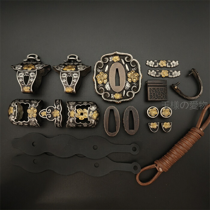 楽天市場】太刀拵 桜花紋 金具 刀鍔 目貫 縁頭 切羽 鐺 柄鞘一式金具