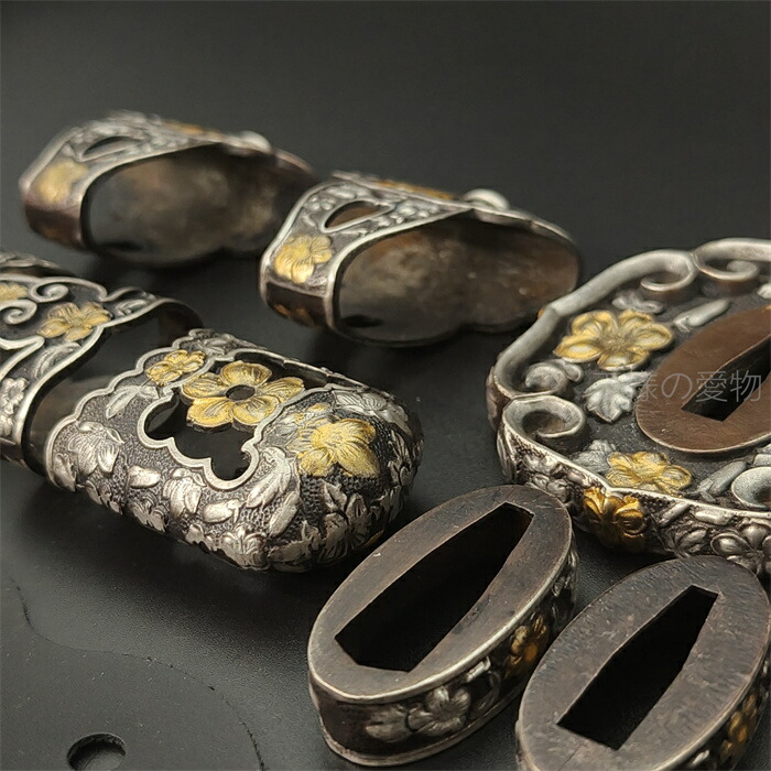 楽天市場】太刀拵 桜花紋 金具 刀鍔 目貫 縁頭 切羽 鐺 柄鞘一式金具