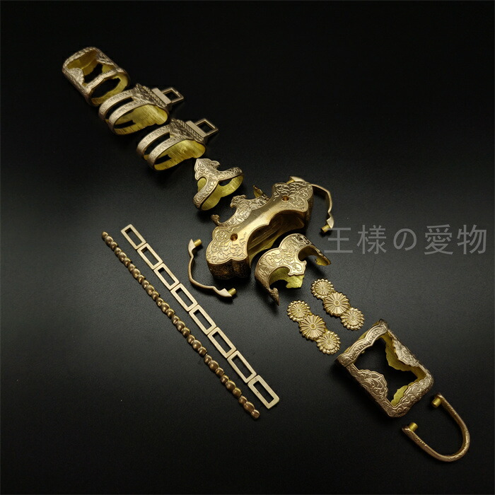 楽天市場】衛府の太刀金具 刀鍔 目貫 はばき 家紋の図 菊紋 切羽 目釘