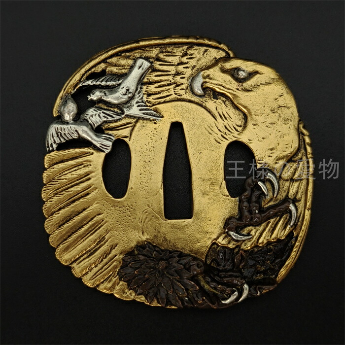 楽天市場】日本刀装具 刀鍔 鷹図 金色 銅地 金工 細工 鍔 つば 居合用