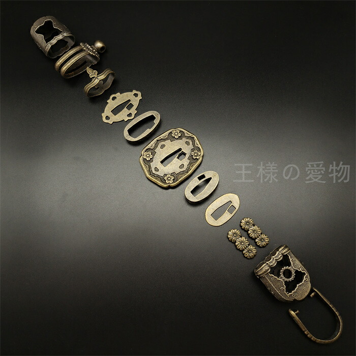 楽天市場】日本刀装具 日本陸軍 軍刀拵セット 合金製 刀鍔 縁頭目貫 単