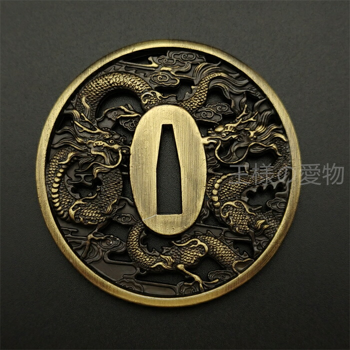 楽天市場】日本刀装具 刀鍔 双龍図 合金製 金工 細工 鍔 つば 居合用