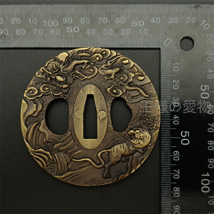 楽天市場】日本刀装具 刀鍔 龍と虎図 合金製 金工 細工 鍔 つば 居合用